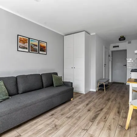City Center Studio - Park, Subway Nearby - By Rentujemy